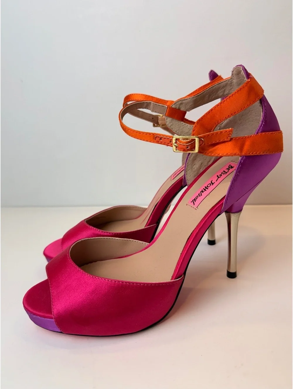 RARE Betsey Johnson Daalia Size 8 Satin Colorblock Platform Heels Y2K Style